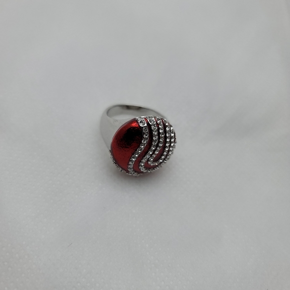 Fashion Rings - Picture 9 of 10